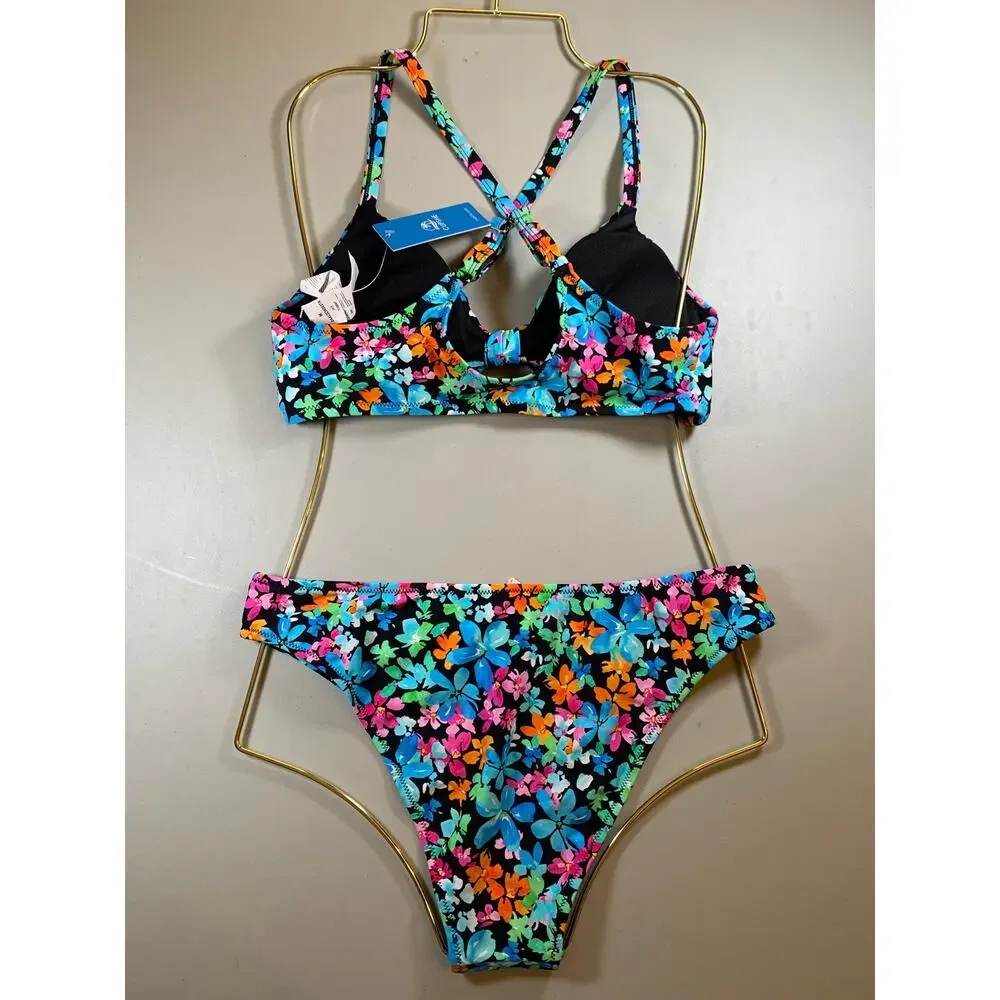 NWT Floral Multicolor Cupshe Bikini Size Medium w/ Crisscross Back - Picture 2 of 10